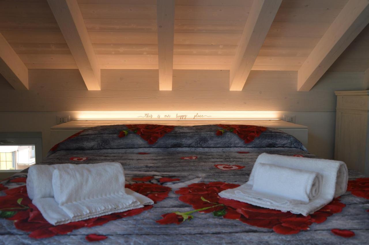 White Suite - Jacuzzi, Swimming Pool & Lake View Lezzeno Extérieur photo