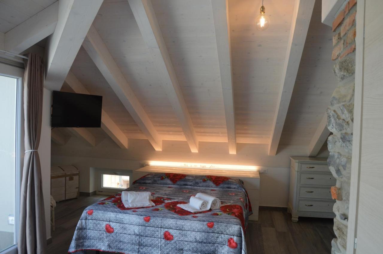 White Suite - Jacuzzi, Swimming Pool & Lake View Lezzeno Extérieur photo